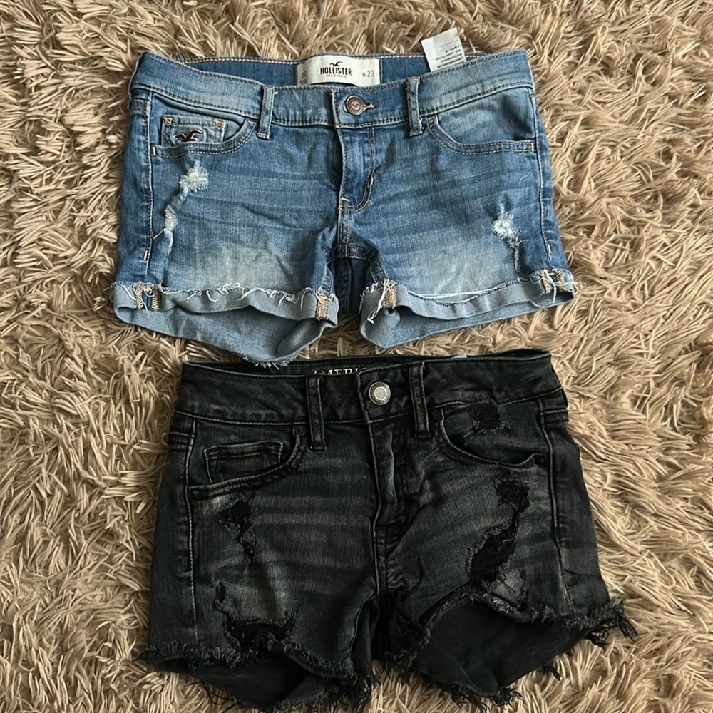 2 pairs 00 shorts